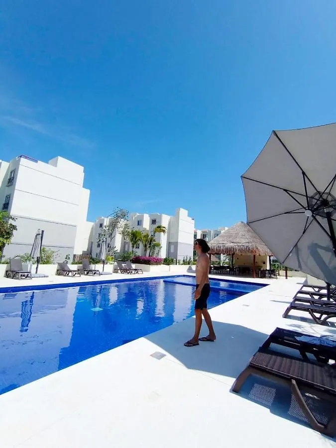 Love Vacations Tulum Meksyk